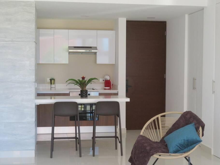 Elegant Apartment Well Located In The Hotel Zone Of Cancun Bagian luar foto