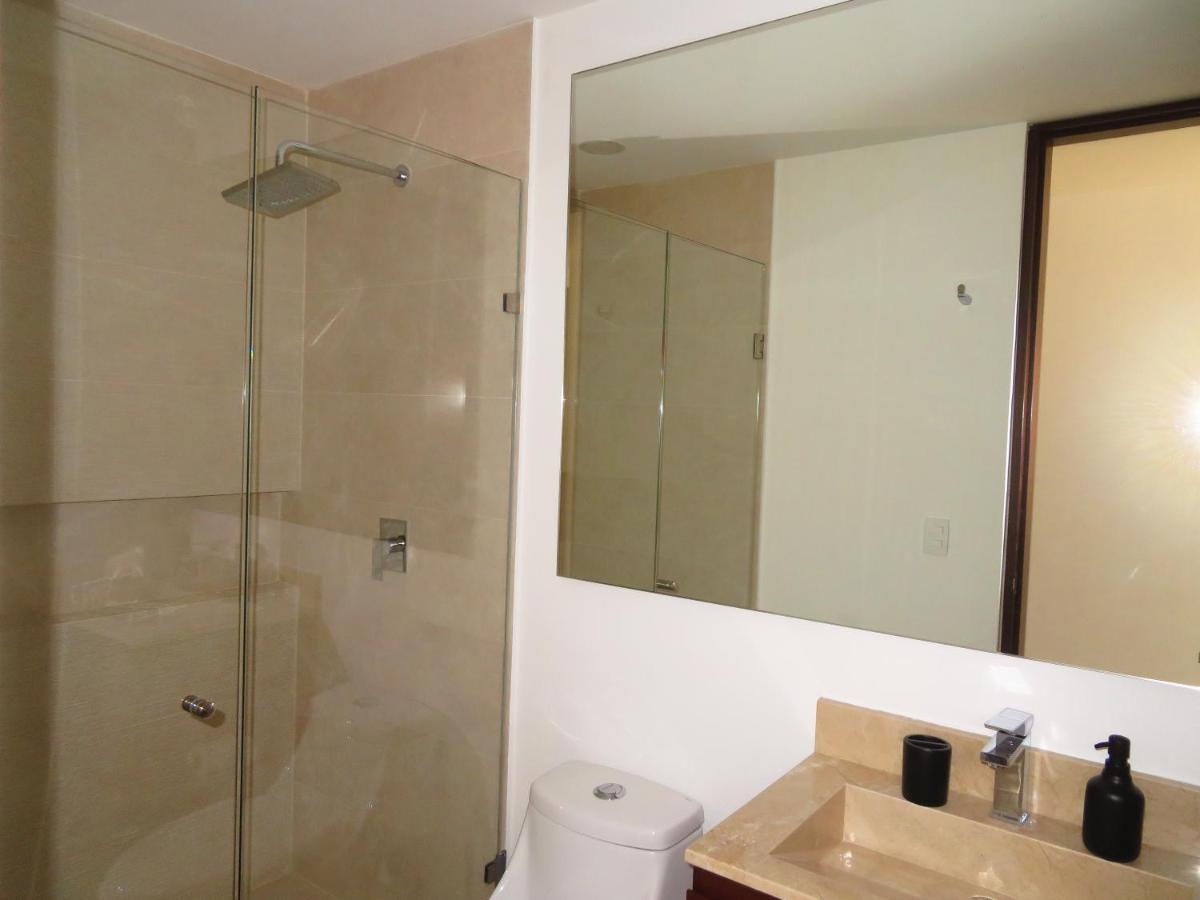 Elegant Apartment Well Located In The Hotel Zone Of Cancun Bagian luar foto